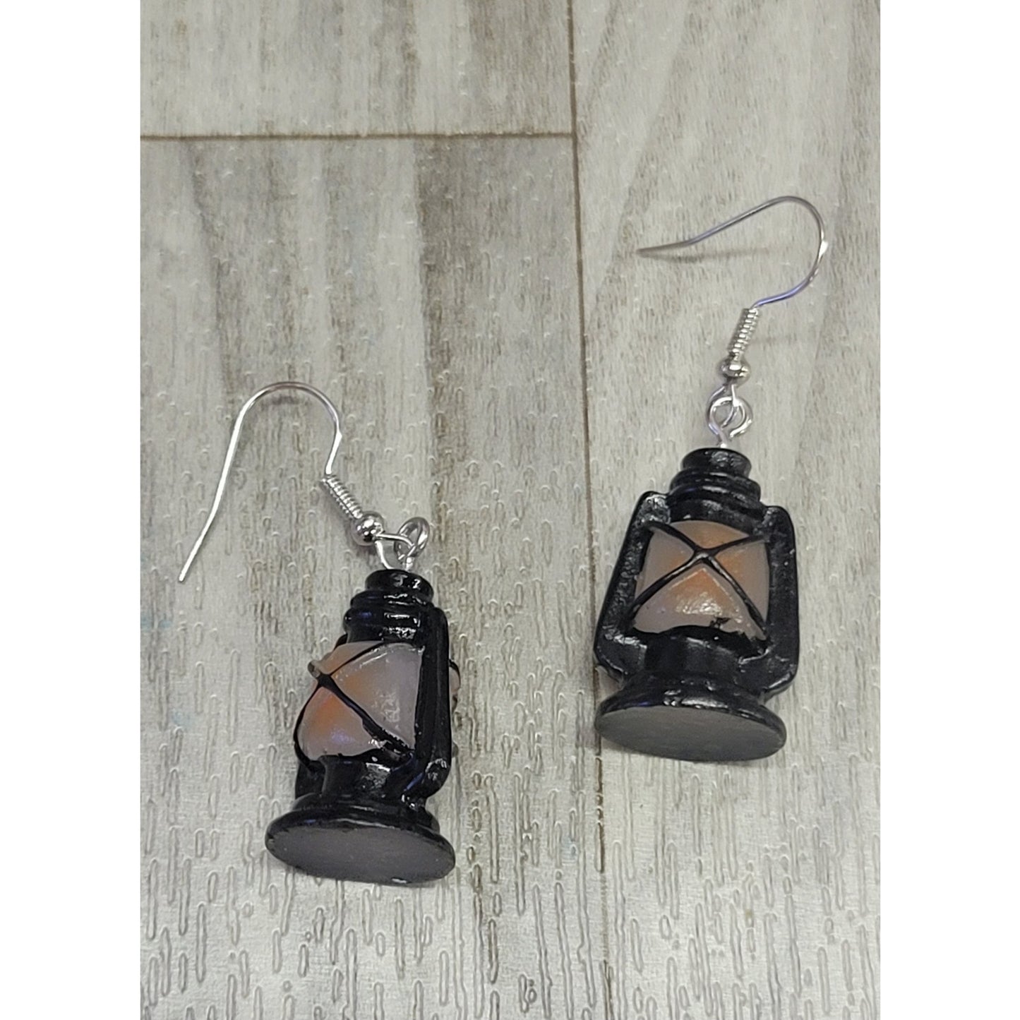 Lantern dangle earrings